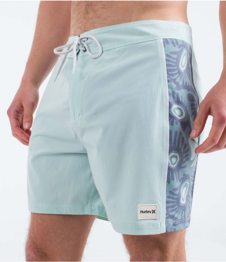 Hurley Phntm Naturals Blocked Sessions 16 2025