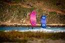 Rider a navegar com o kite Duotone Evo SLS 2025 em Arraial do Cabo