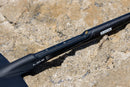 Detalle del frontpiece de aluminio Duotone AL 3BS 2027 con el tubo de carbono del tail