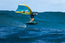 Romain Simonnot haciendo wingfoil en Guadalupe con la tabla Skybrid SLS y el ala Unit D/LAB