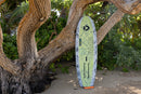 Fundo da Duotone Skybrid D/LAB 2027 encostado a uma árvore na praia de Maui